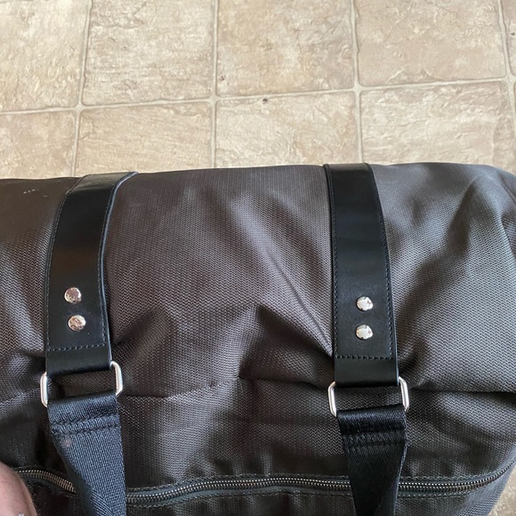 Used versace small duffel bag - Picture 2 of 4